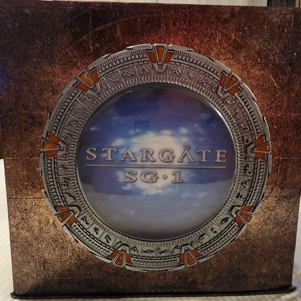 Stargate SG-1 Complete Series Collectors Edition Box Set